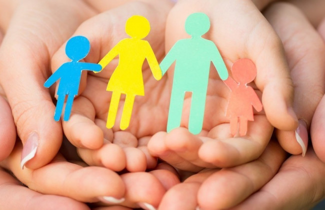 Україна спрощує усиновлення дітей іноземцями в Україні