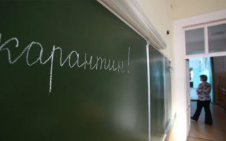 У разі спалаху COVID-19 рішення про закриття шкіл прийматимуть лікарі