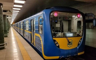Столичний метрополітен зупинився: причини