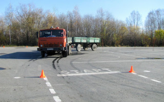 В Украине водители повторно будут сдавать на права: названы категории