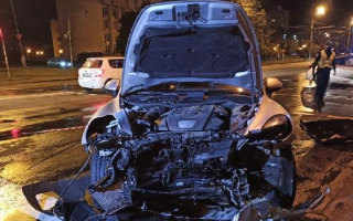 Елітна аварія на Троєщині: Porsche, Honda і Toyota, відео