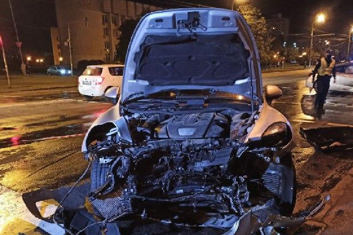 Елітна аварія на Троєщині: Porsche, Honda і Toyota, відео