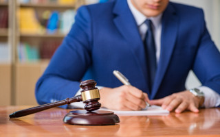 Призначення категорії та рангу державного службовця: постанова КАС ВС