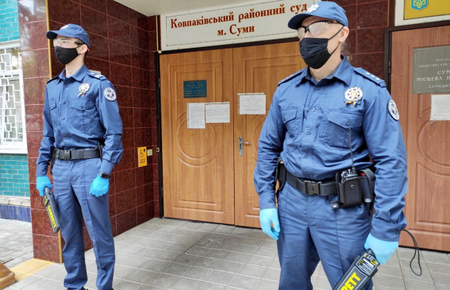 З початку карантину до судів не пустили майже 2000 відвідувачів з ознаками ГРВІ