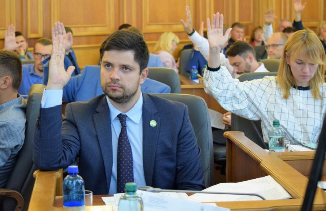 Комітет Ради розглядає законопроект щодо утворення нових РДА: трансляція засідання