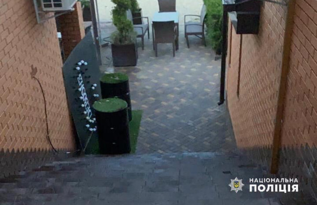 Массовая перестрелка всколыхнула город под Киевом: 22 мужчины открыли стрельбу в кафе