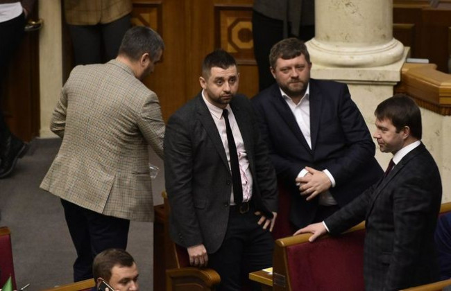 Запрет взыскания на средства и имущество должника при выполнении решения об обеспечении иска: в Слуге народа внесли законопроект