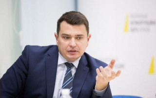 Продажа земли в Крыму и узурпация власти: на Артема Сытника открыли уголовное дело