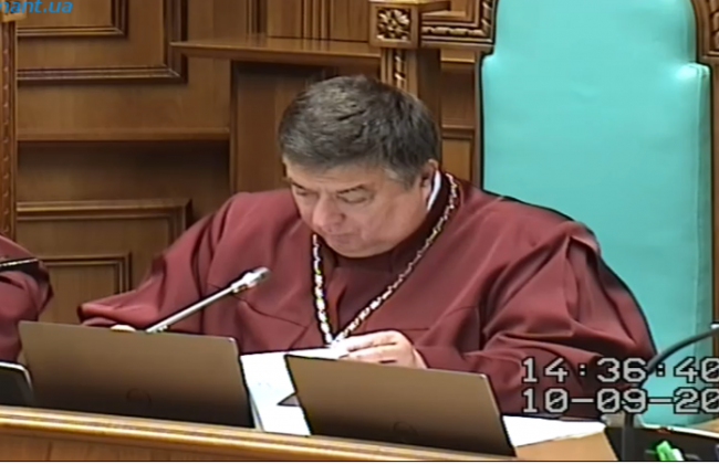 Представитель Зеленского не смог ответить, почему не принят закон об увольнении главы НАБУ за коррупционное нарушение