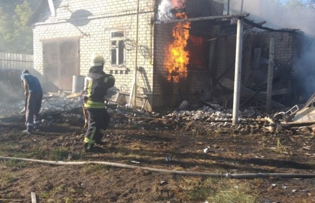 Под Киевом мужчина сгорел заживо в собственном доме, фото