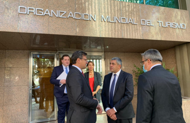 Голова МЗС запропонував провести в Україні міжнародний туристичний форум