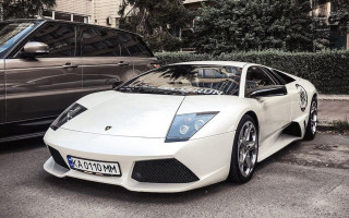 В Киеве заметили эксклюзивный суперкар Lamborghini, фото