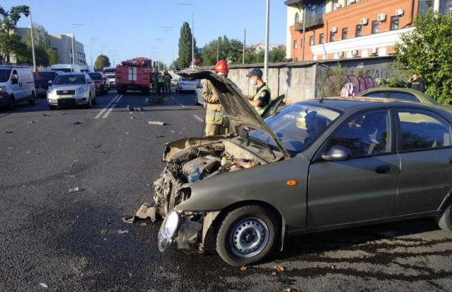 ДТП с участием пожарных в Киеве: в ГСЧС рассказали детали, фото