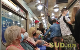 В Киеве опять более 300 новых случаев COVID-19