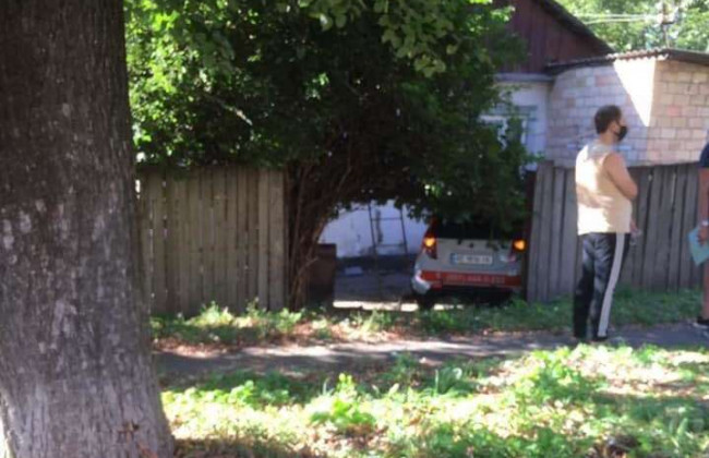 У Києві дівчина переплутала педалі та спричинила аварію