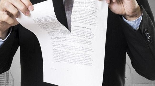 Коли контролюючий орган має право розірвати договір про визнання електронних документів  в односторонньому порядку