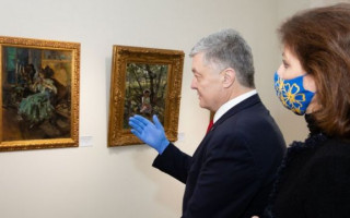 Бабіков допускає, що картини Порошенка можуть конфіскувати через несплату податку