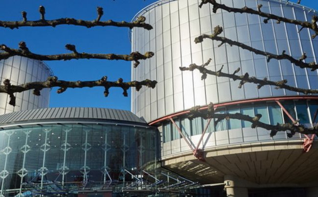 Внесення запису до державного реєстру актів цивільного стану про народження дитини від сурогатної матері за кордоном