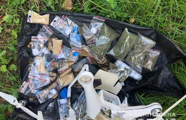 В Киеве мужчина с помощью дрона пытался передать наркотики в СИЗО