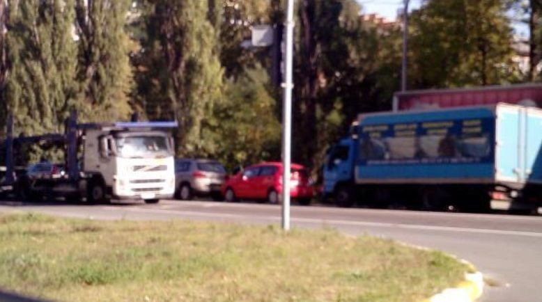 Масштабна ДТП на Київщині: зіштовхнулося 5 машин