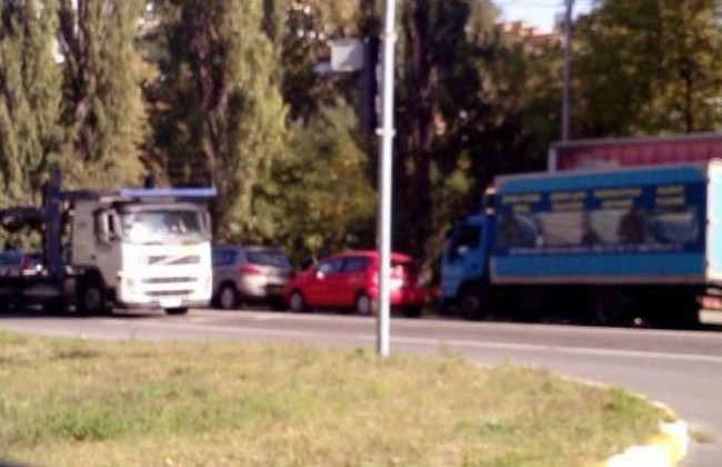 Масштабна ДТП на Київщині: зіштовхнулося 5 машин