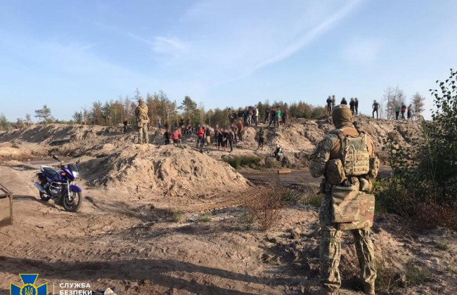 СБУ заблокувала незаконний видобуток бурштину на Рівненщині