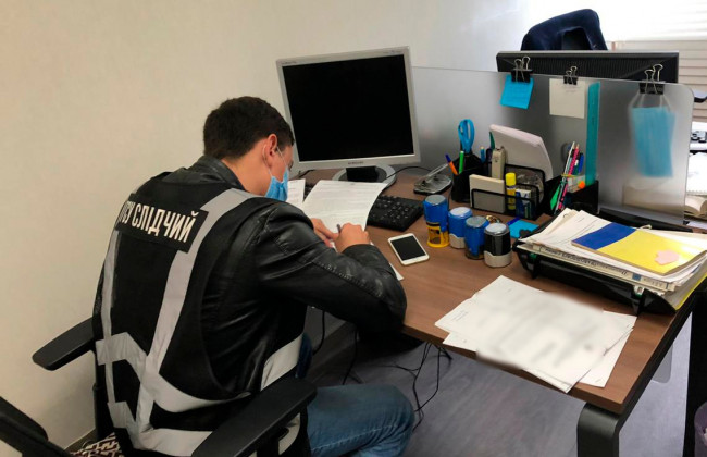 Нацполіція викрила схему тіньового обігу валюти на 100 мільйонів гривень