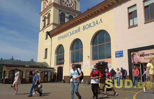 В Киеве за сутки подтвердили почти 400 новых случаев коронавируса