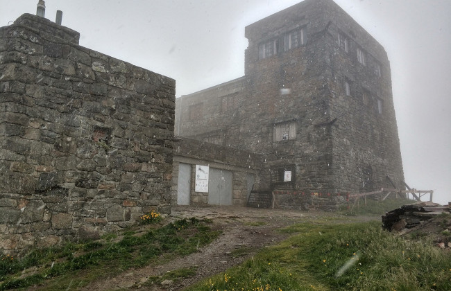 Зима наближається: у частині України засніжило