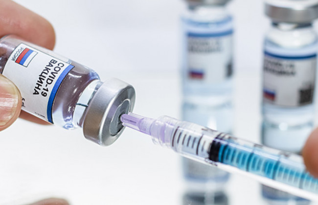 В одній з країн розпочалася масова вакцинація від COVID-19