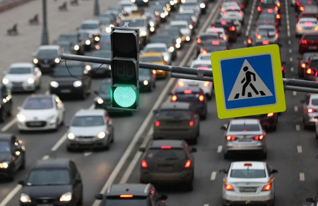 Очікуються затори: в Києві обмежили рух при з’їзді на Залізничне шосе