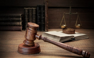 На Дніпровщині експосадовець поліції закрив кримінальне провадження за 250 тис грн хабаря