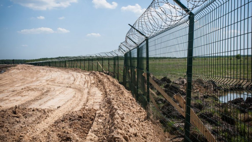 Розтрата коштів при будівництві «Стіни» на кордоні: триває підготовче судове засідання