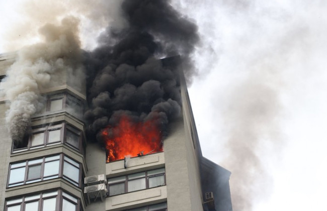 В Киеве пенсионер заживо сжег свою жену, видео