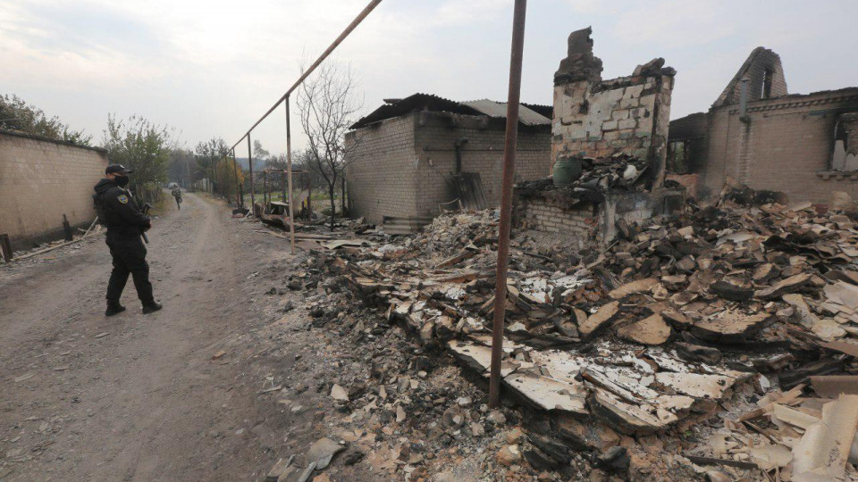 Пожары в Луганской области: найдены останки еще четверых людей