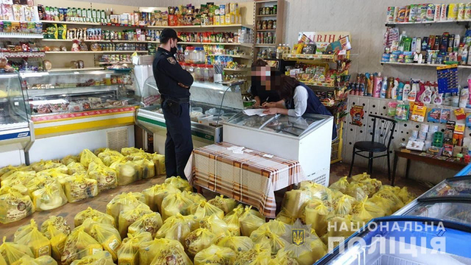 На Луганщині кандидат у мери підкуповував голоси за харчі