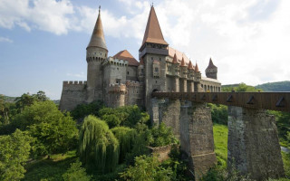 Туристи на карантині: одна з країн ввела нові обмеження на в’їзд