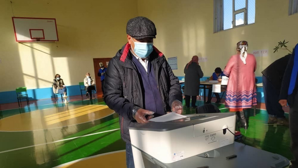 В Киргизии состоятся повторные парламентские выборы