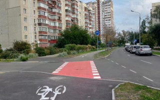 В Киеве появилась новая современная велодорожка, фото