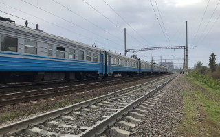 В Киеве поезд сбил насмерть подростка