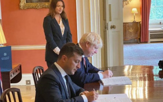 Украина и Великобритания подписали соглашение о свободной торговле и партнерстве