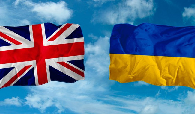 Итоги визита Зеленского: Великобритания и Украина договорились о производстве ракетных катеров для ВСУ