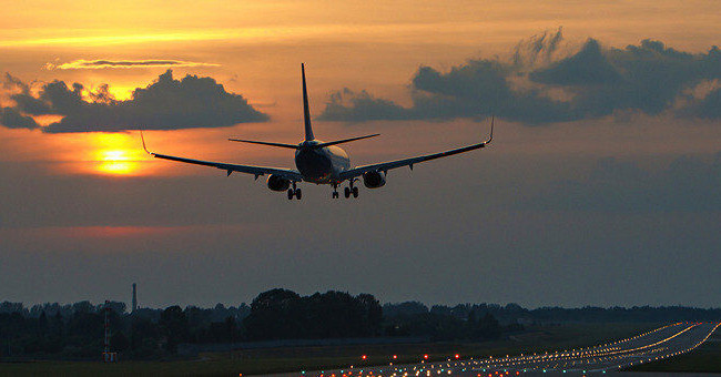 Румунія припинила авіасполучення з Україною