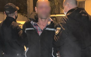 Трагедия под Киевом: мужчина выбросил приятеля с балкона