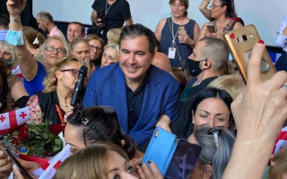 В Греции напали на Саакашвили: есть видео