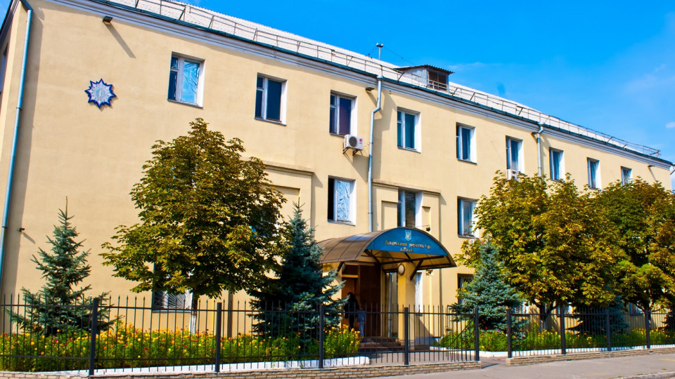 Дніпровський апеляційний суд відсторонив від посади директора одного з комунальних підприємств міської ради