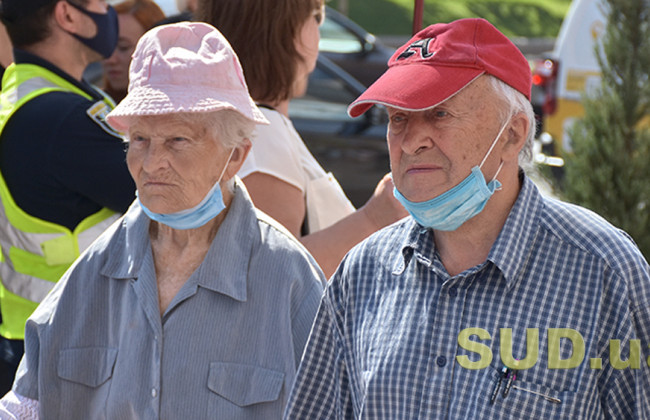 80 % пенсіонерів перебувають на межі монетарної бідності: омбудсмен