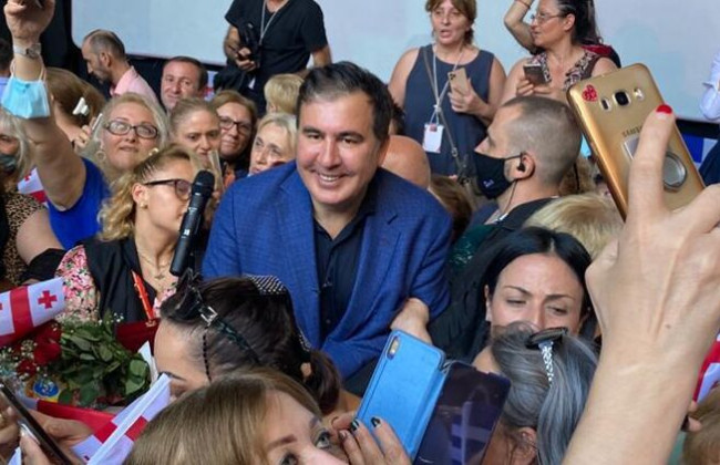 В Греции напали на Саакашвили: есть видео