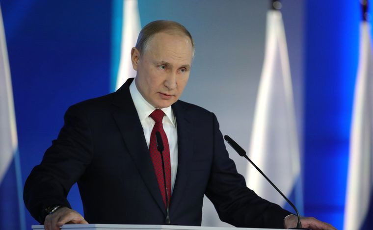 Путин объявил о регистрации второй вакцины от COVID: третья — на подходе
