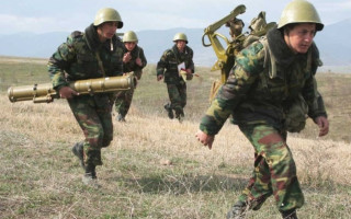 Война за Нагорный Карабах: Армения отвела войска на двух направлениях
